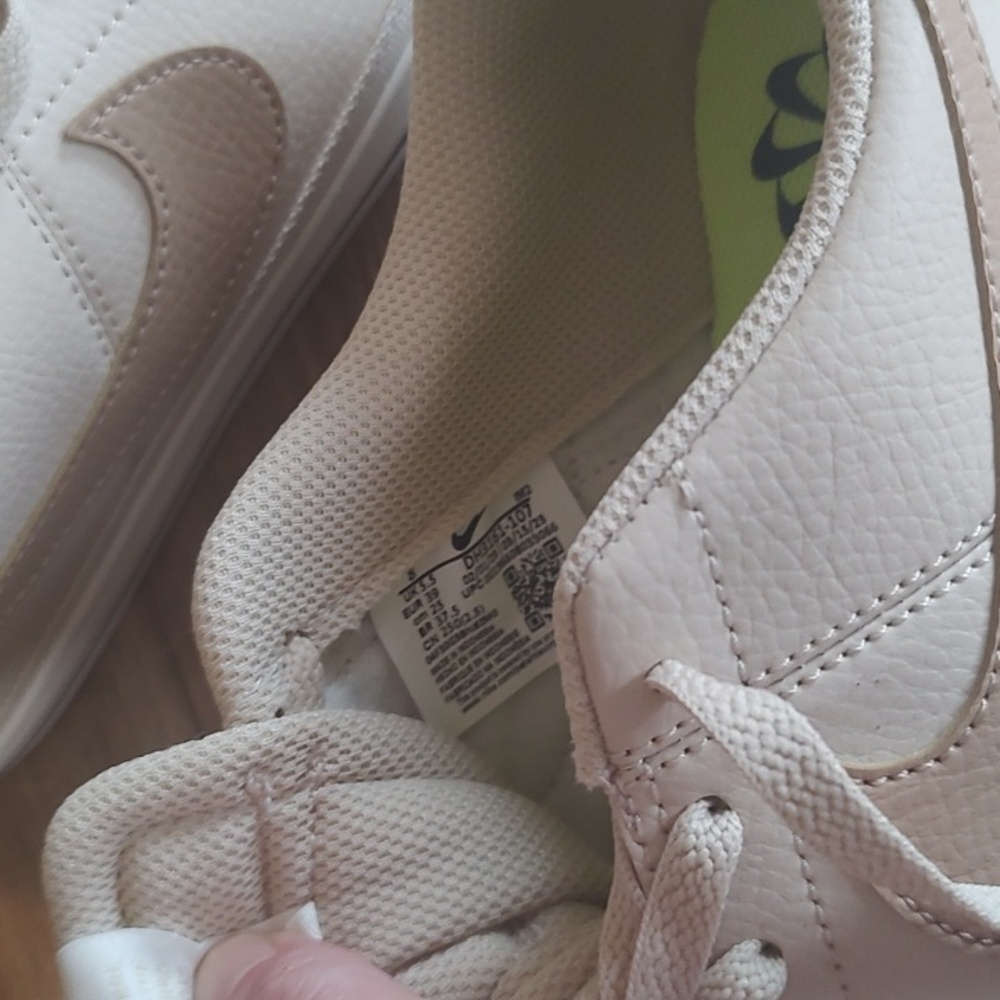 Nike Women's Sneakers in Cream and Tan - Picture 3 of 5